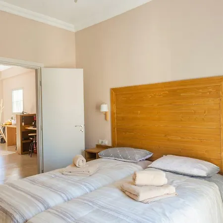 100m2 Luxury In The Heart Of - Living Stone Emerald Apartament